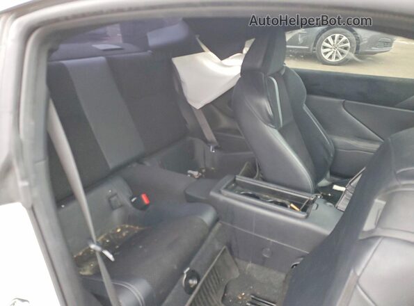 JF1ZNBE16P9764193 2023 TOYOTA GR White Widok tylnych siedzeń
