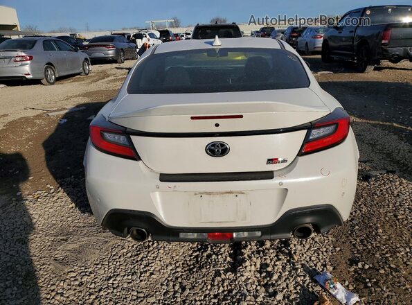 JF1ZNBE18R8753642 2024 TOYOTA GR White Rear view