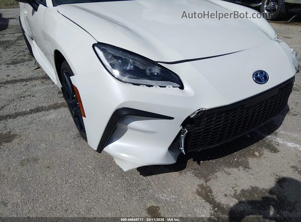 JF1ZNBE1XR8758289 2024 TOYOTA GR86 White 