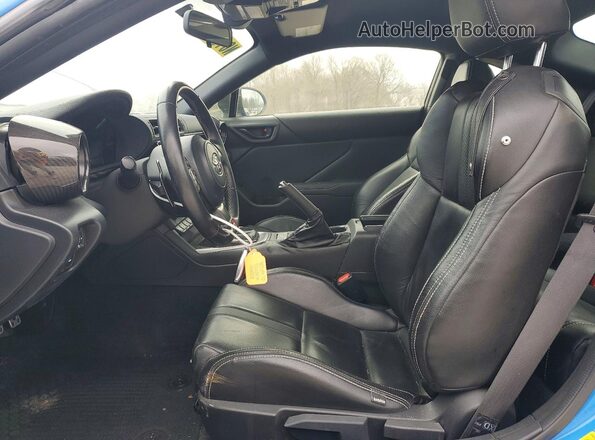 JF1ZNBF10P8758636 2023 TOYOTA GR Blue Widok wnętrza z przodu