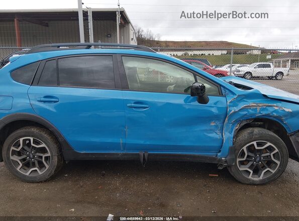 JF2GPABC3H8219024 2017 SUBARU CROSSTREK Blue 360 interior view