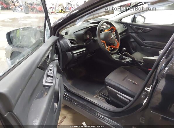 JF2GTAAC6M9213980 2021 SUBARU CROSSTREK Черный Вид салона спереди