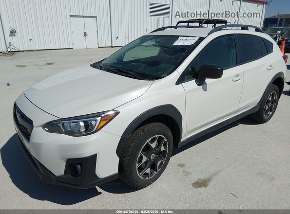 JF2GTAAC7JH333031 2018 SUBARU CROSSTREK Yellow Vista tres cuartos delantera izquierda