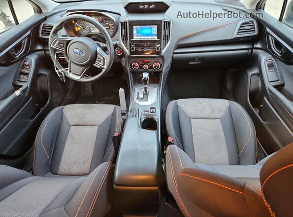 JF2GTAEC0M8284012 2021 SUBARU CROSSTREK Серебряный Вид панели приборов