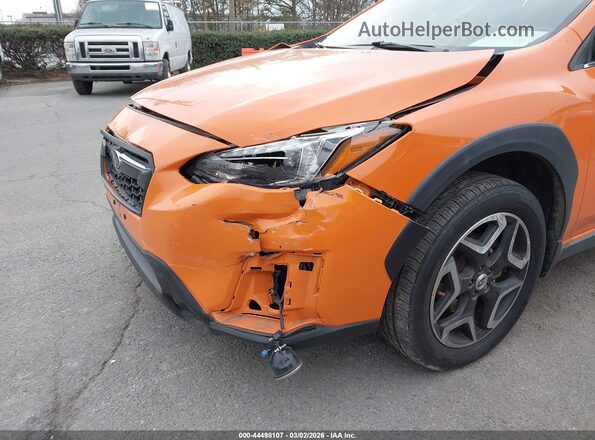 JF2GTALC5JH227514 2018 SUBARU CROSSTREK Orange Vista frontal