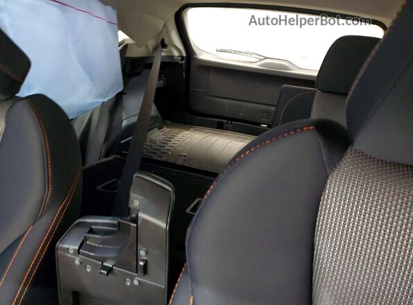 JF2GTAPC1M8358440 2021 SUBARU CROSSTREK Silver Հետևի նստատեղերի տեսք