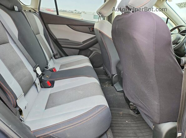 JF2GTAPC7M8220823 2021 SUBARU CROSSTREK Gray Սալոնի հետևի տեսք