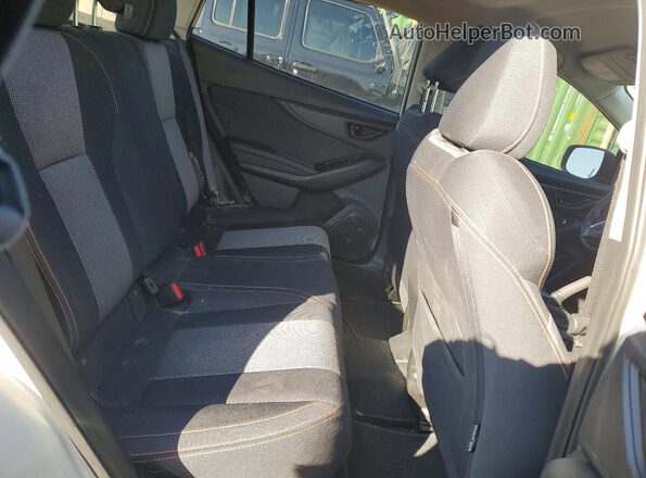JF2GTAPC8N8233968 2022 SUBARU CROSSTREK White Вид задньої частини салону