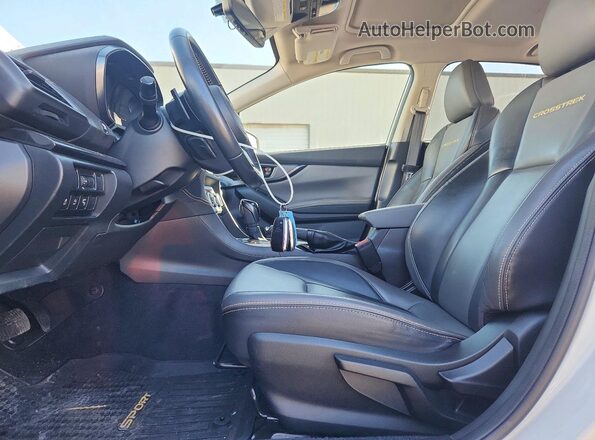JF2GTHSC3NH225485 2022 SUBARU CROSSTREK White Սալոնի դիմացի տեսք