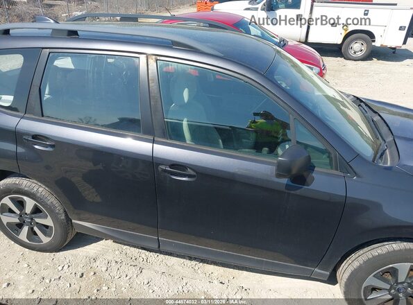 JF2SJABC2JH587115 2018 SUBARU FORESTER 2.5 Black Vista interior trasera