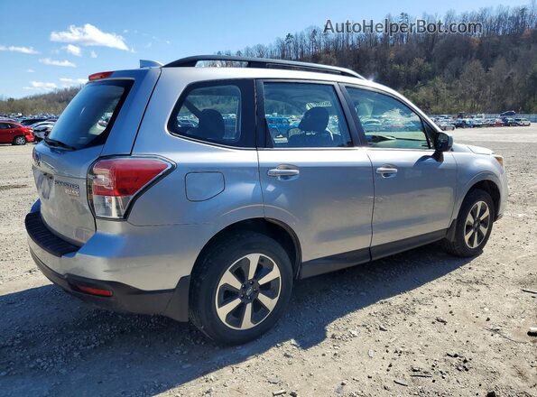 JF2SJABC6HH541989 2017 SUBARU FORESTER 2.5 Silver Trasero derecho