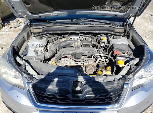 JF2SJABC6HH541989 2017 SUBARU FORESTER 2.5 Silver Vista interior trasera