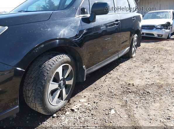 JF2SJABC9JH538073 2018 SUBARU FORESTER 2.5 Black Դիմացի տեսք
