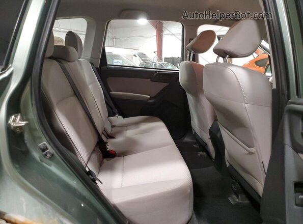 JF2SJABCXGH421109 2016 SUBARU FORESTER 2.5 Green Вид задньої частини салону