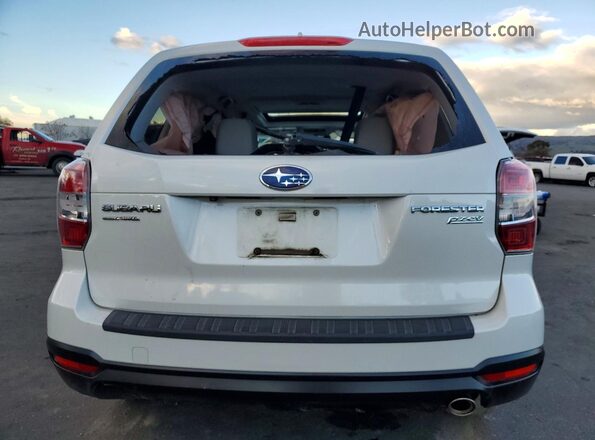 JF2SJADC8GH431537 2016 SUBARU FORESTER 2.5 White Հետևի տեսք