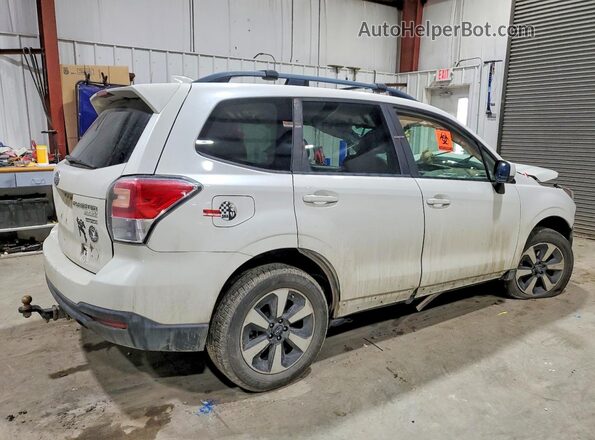 JF2SJAEC2HH802787 2017 SUBARU FORESTER 2.5 White Tył prawy