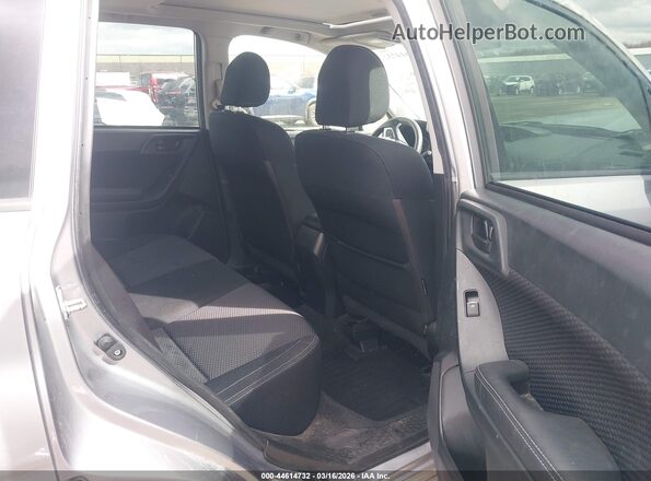 JF2SJAEC2JH515455 2018 SUBARU FORESTER 2.5 Silver VIN sticker view
