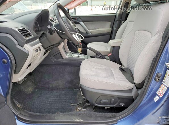 JF2SJAECXJH476727 2018 SUBARU FORESTER 2.5 Синий Вид салона спереди