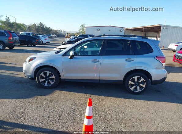 JF2SJAGC5HH430892 2017 SUBARU FORESTER 2.5 Silver Панорамний вид салону 360°