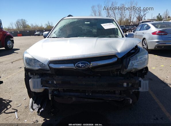 JF2SJAGC6HH577304 2017 SUBARU FORESTER 2.5 Серый Вид задней части салона
