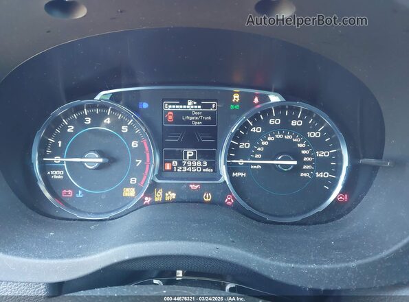 JF2SJAGC9JH418556 2018 SUBARU FORESTER 2.5 Silver უკანა სავარძლების ხედი