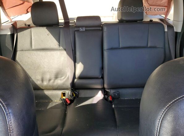 JF2SJAJC7HH494487 2017 SUBARU FORESTER 2.5 Silver Вид задніх сидінь