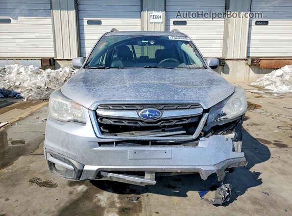 JF2SJAJC7HH494487 2017 SUBARU FORESTER 2.5 Silver Вид спереду