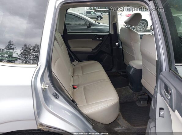 JF2SJARC4HH567268 2017 SUBARU FORESTER 2.5 Серый 