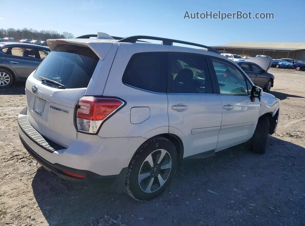 JF2SJARC6JH531958 2018 SUBARU FORESTER 2.5 White Rear right
