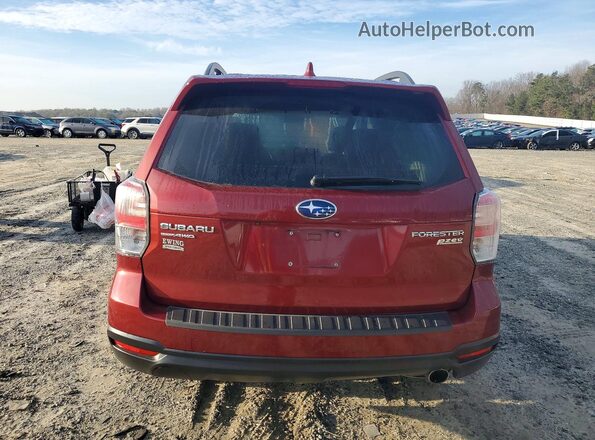 JF2SJATC6HH424086 2017 SUBARU FORESTER 2.5I TO Red Widok z tyłu