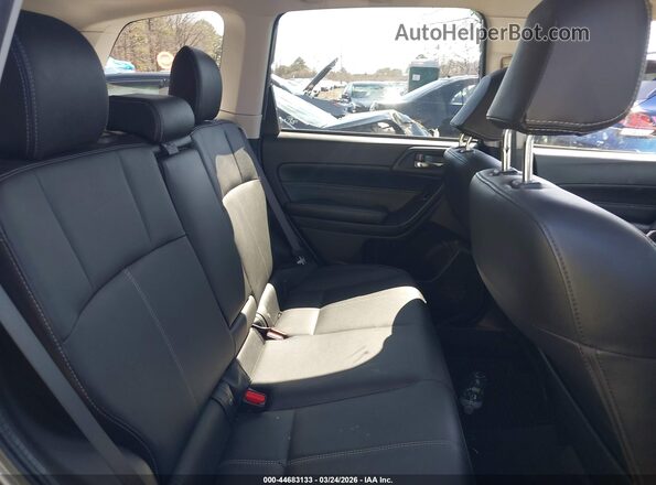 JF2SJATCXHH413110 2017 SUBARU FORESTER 2.5I TO Silver Vista de la etiqueta del VIN
