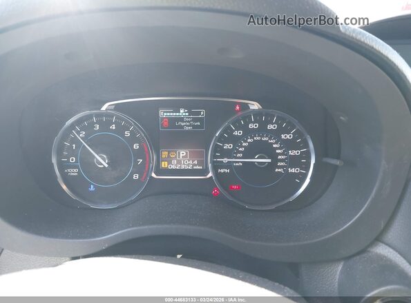 JF2SJATCXHH413110 2017 SUBARU FORESTER 2.5I TO Silver Vista de los asientos traseros