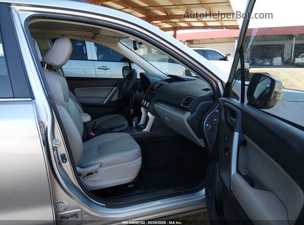 JF2SJAVC6GH435259 2016 SUBARU FORESTER 2.5I TO Silver Vista interior delantera