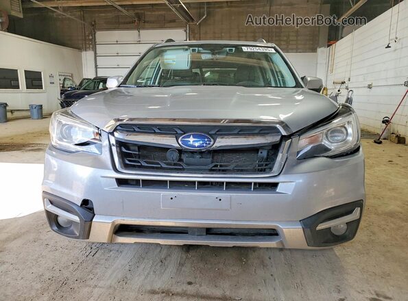 JF2SJAWC8HH517123 2017 SUBARU FORESTER 2.5I TO Silver Front view