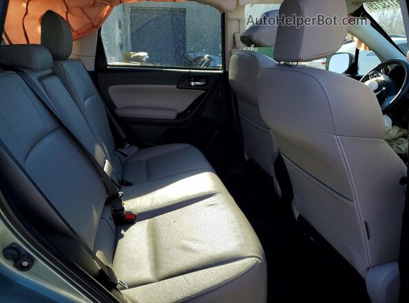 JF2SJAXC1GH446800 2016 SUBARU FORESTER 2.5I TO Зеленый Вид задней части салона