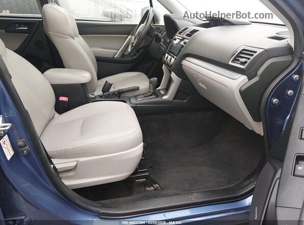 JF2SJAXC7GH511925 2016 SUBARU FORESTER 2.5I TO Синий Вид салона спереди