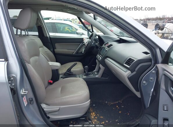 JF2SJAXC8GH486467 2016 SUBARU FORESTER 2.5I TO Silver Vista interior delantera