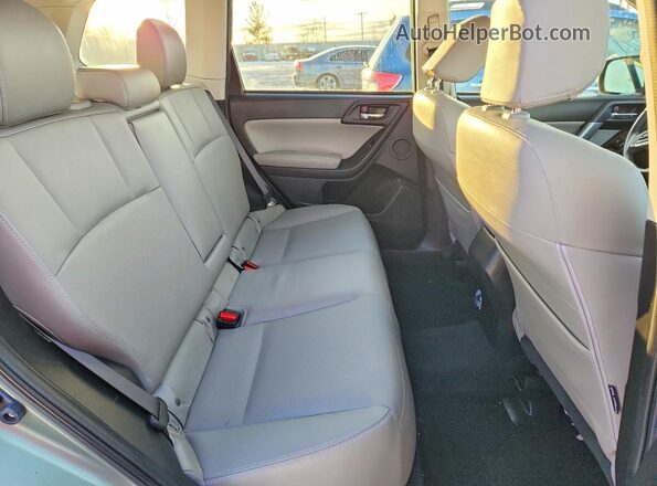 JF2SJAXC9GH407324 2016 SUBARU FORESTER 2.5I TO Зеленый Вид задней части салона