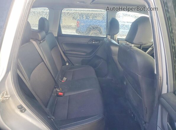 JF2SJGEC0HH568362 2017 SUBARU FORESTER2. Серебряный 