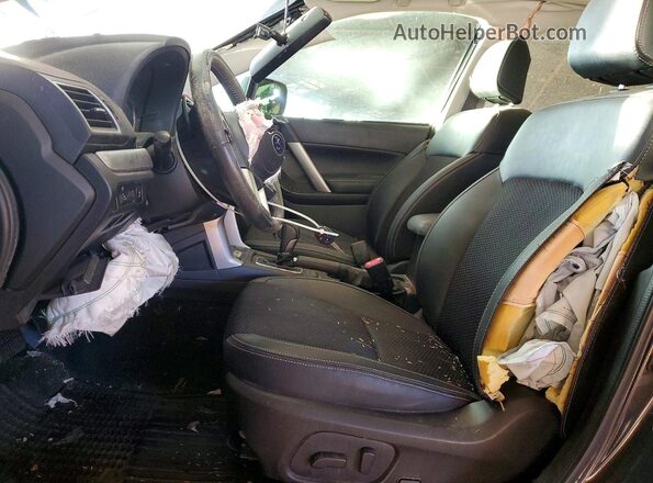 JF2SJGEC2HH557489 2017 SUBARU FORESTER2. Gray წინა სალონის ხედი