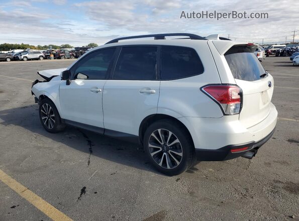 JF2SJGEC3JH535880 2018 SUBARU FORESTER2. White Задня ліва чверть