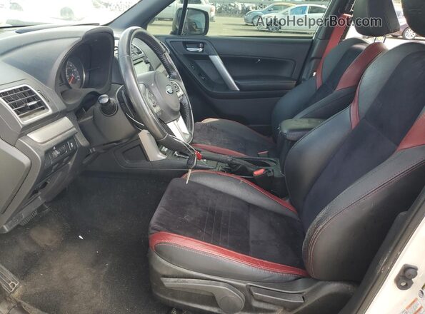 JF2SJGEC3JH535880 2018 SUBARU FORESTER2. White Вид салону спереду
