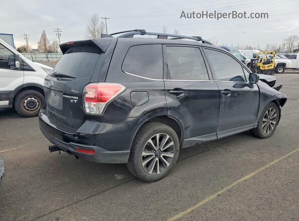 JF2SJGECXJH524164 2018 SUBARU FORESTER2. Black Tył prawy