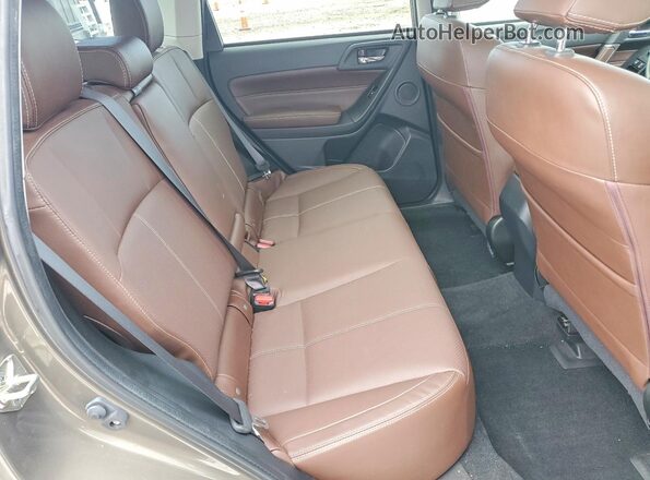 JF2SJGWC9HH545306 2017 SUBARU FORESTER2. Tan Rear interior view