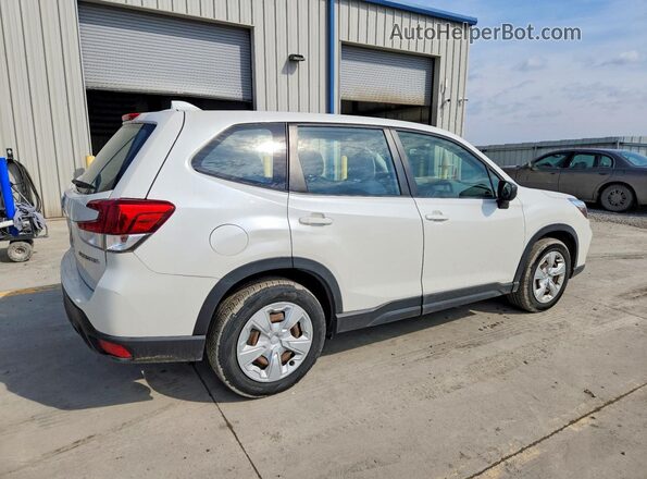 JF2SKAAC7KH496552 2019 SUBARU FORESTER White 