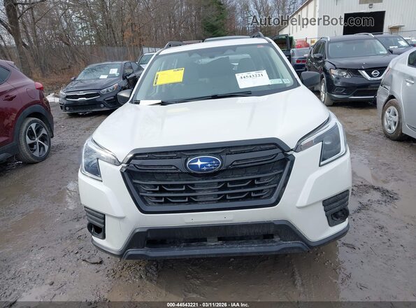JF2SKACC8NH425460 2022 SUBARU FORESTER White Սալոնի հետևի տեսք