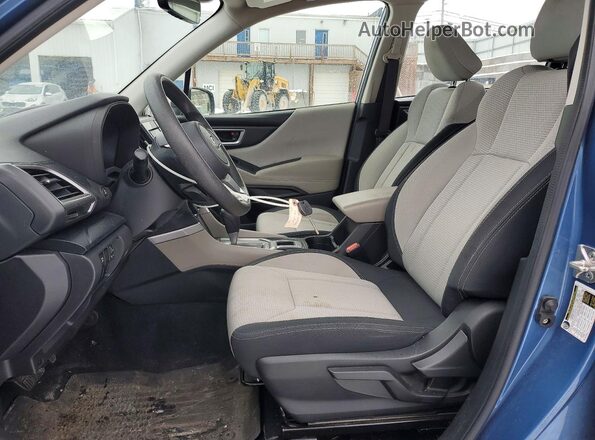 JF2SKADC1MH404656 2021 SUBARU FORESTER Blue Front interior view