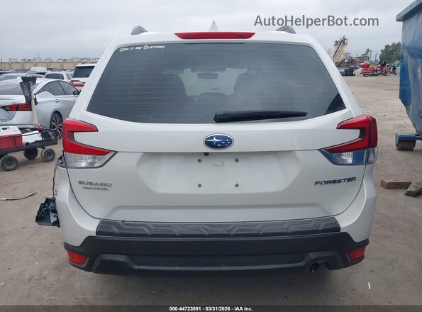 JF2SKADC4MH583517 2021 SUBARU FORESTER White 