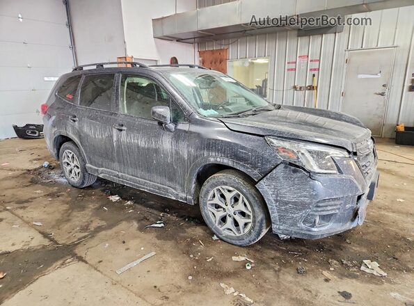 JF2SKAEC0NH511472 2022 SUBARU FORESTER Charcoal Front right