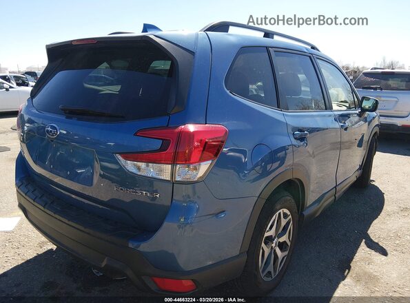 JF2SKAFC3MH462636 2021 SUBARU FORESTER Blue 